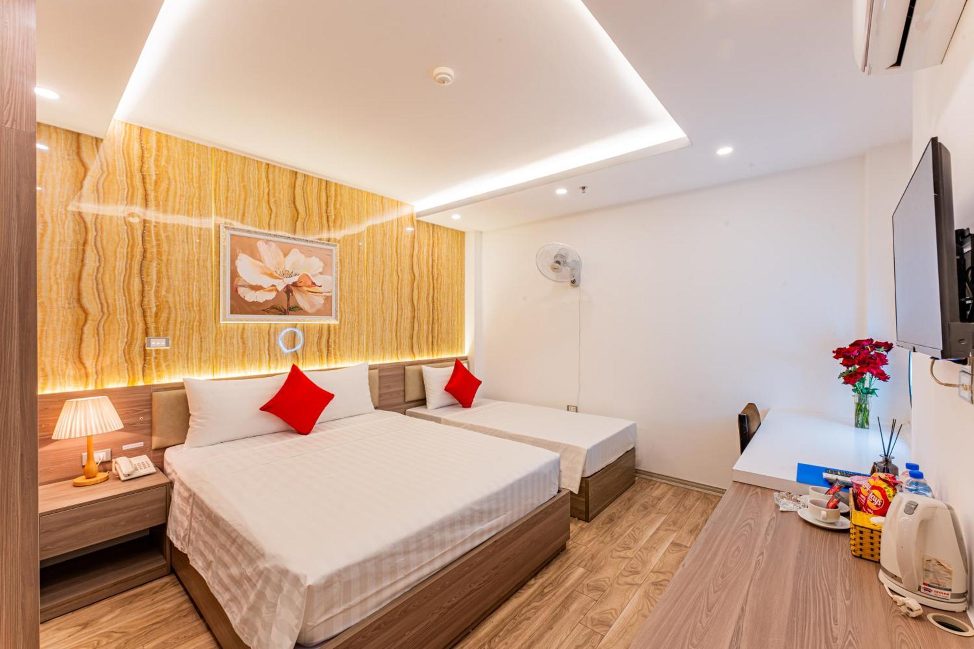 Moon Hotel 26 Do Quang Hanoi Exterior photo